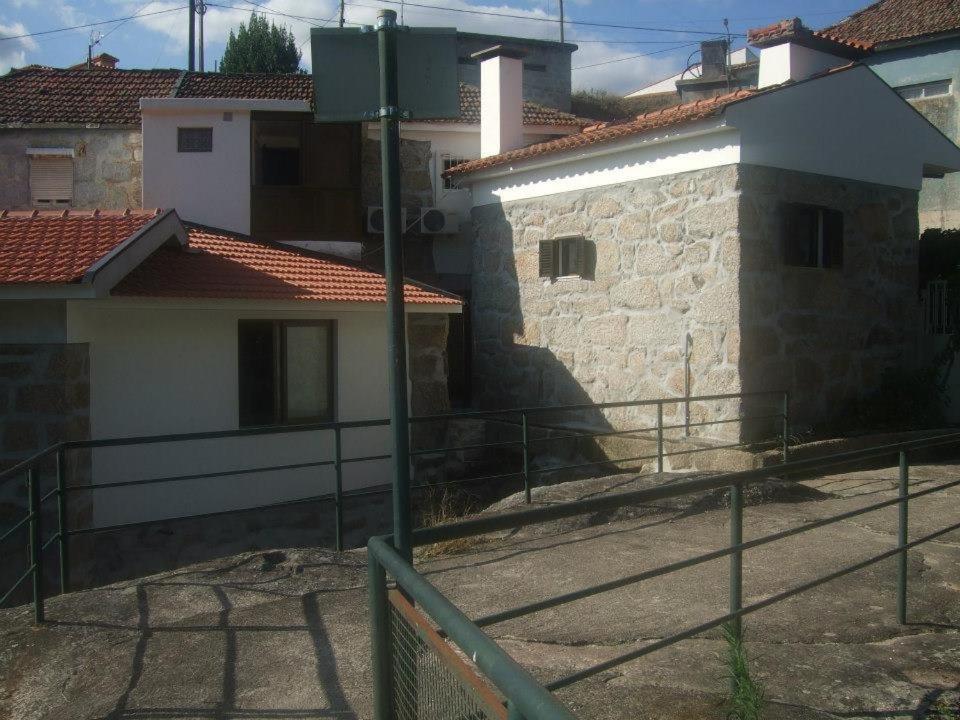 Vila Casa Moinhos Do Rio Paredes  Exteriér fotografie